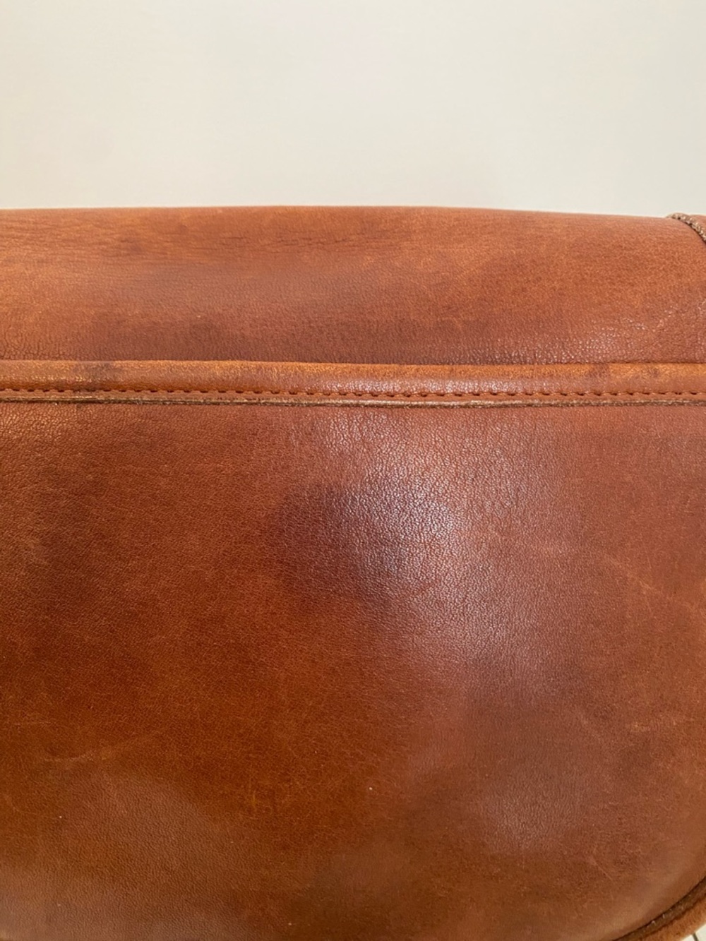 Vintage Coach Tan Leather Crossbody Bag - Picture 8 of 9